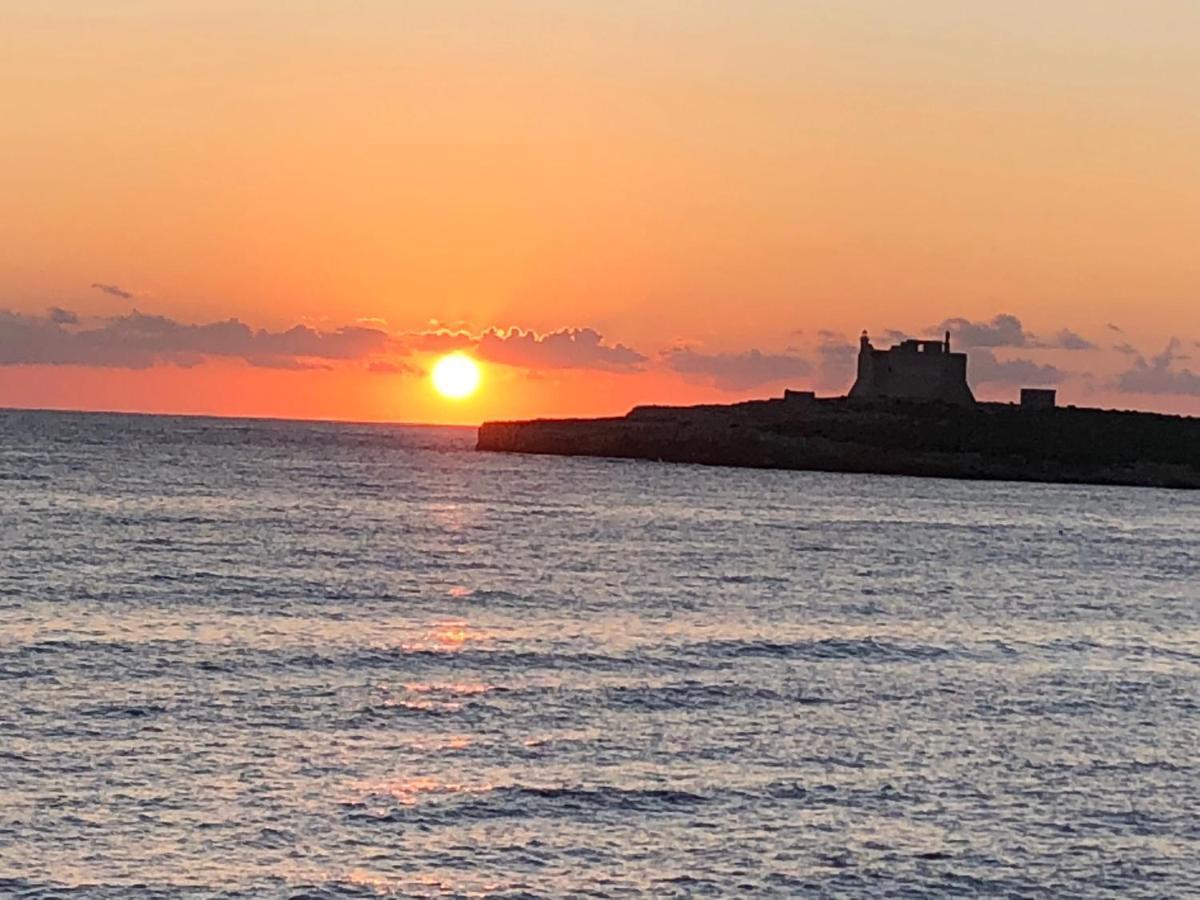 B&B Casa Del Faro Sanvallero Adults Only Portopalo Di Capo Passero エクステリア 写真
